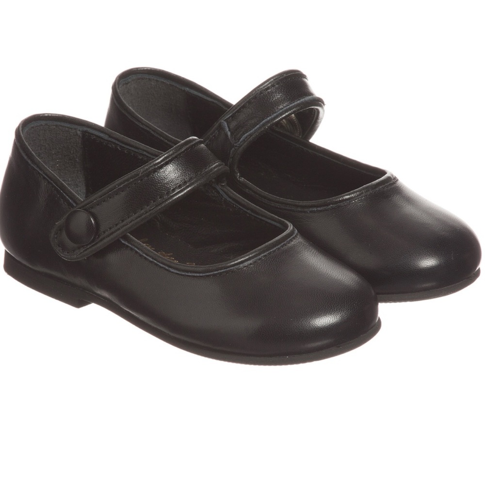 Spanish traditional black Mary Jane’s